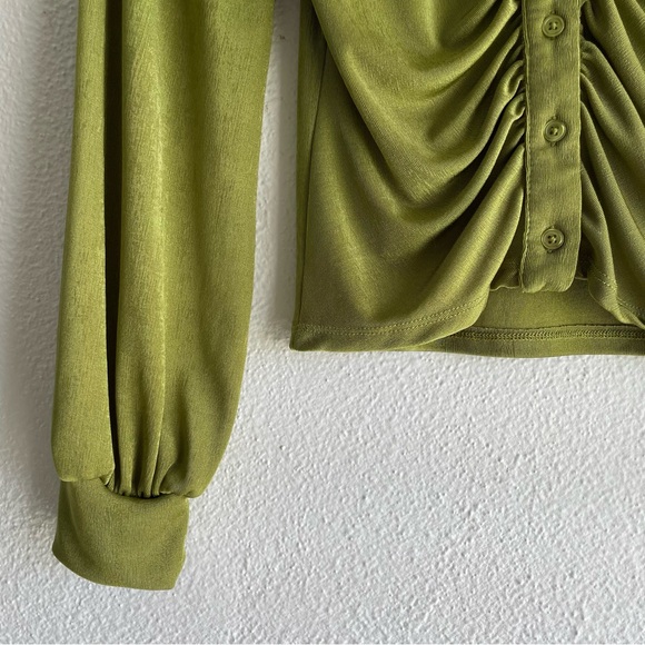 Crave Fame V-Neck Long-Sleeve Top MEDIUM - Picture 5 of 7